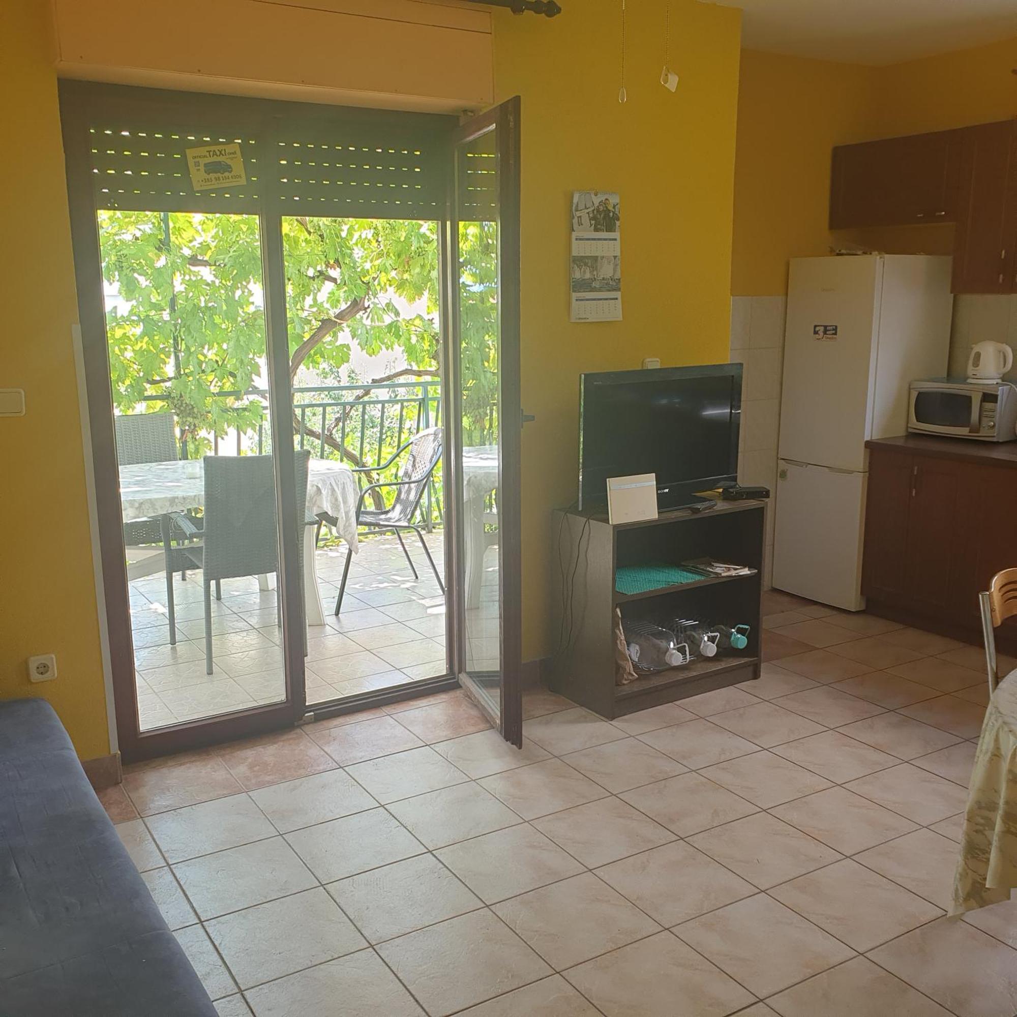 Rajcic Apartman Sobe Omiš Eksteriør billede